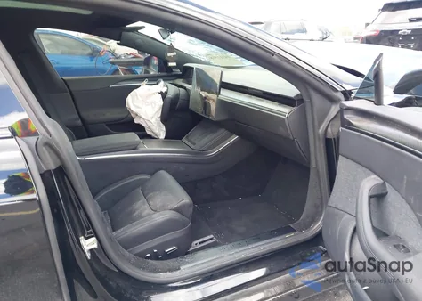 2026 Tesla Model S Plaid z USA, uszkodzony, nr VIN 5YJSA1E64TF555502